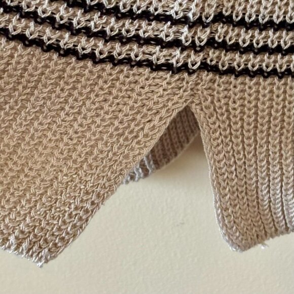 *SOLD* Le Chateau| Cream & Black Loose Fit Crew Neck Tank Top Sweater Sz L - Picture 5 of 7